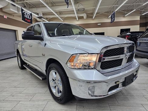 Used 2017 RAM 1500 Lone Star image 4