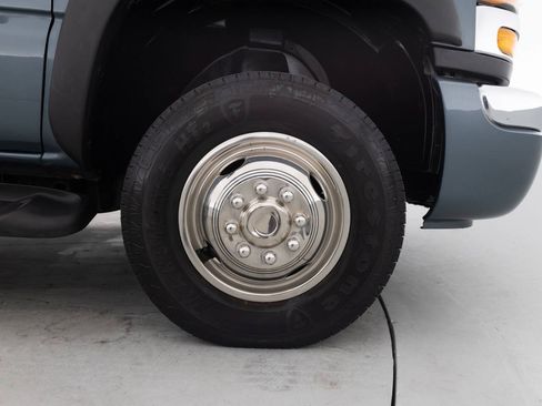Used 2007 GMC Sierra 3500 SLE w/ Heavy-Duty Power Package RWD image 18