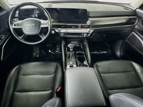 Used 2025 Kia Telluride S image 16
