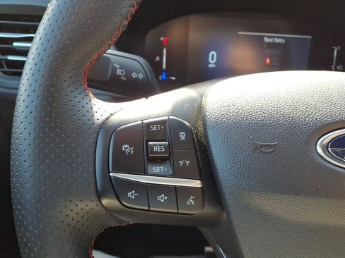 Used 2024 Ford Escape ST-Line w/ Tech Pack #1 image 16