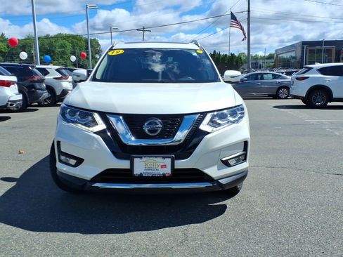 Used 2019 Nissan Rogue SL w/ Premium Package AWD/4WD image 2