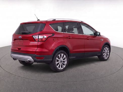 Used 2018 Ford Escape Titanium AWD/4WD image 4