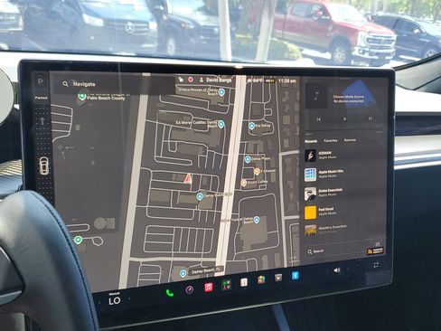 Used 2022 Tesla Model S Plaid AWD/4WD image 26