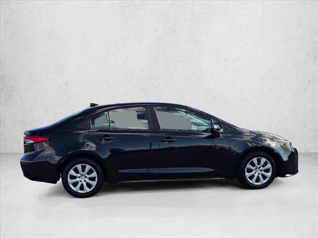 Used 2020 Toyota Corolla LE FWD image 9