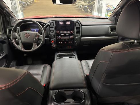 Used 2023 Nissan Titan PRO-4X w/ Pro-4x Convenience Package image 17