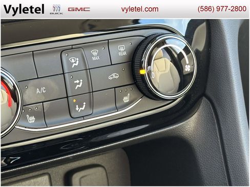 Certified 2023 Buick Encore GX Preferred w/ Cold Weather Comfort Package image 25