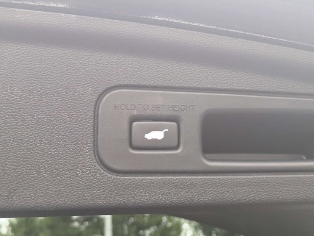 Used 2023 Acura MDX w/ Technology Package FWD image 14