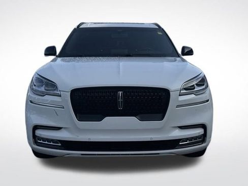 Used 2023 Lincoln Aviator Reserve w/ Equipment Group 201A image 3