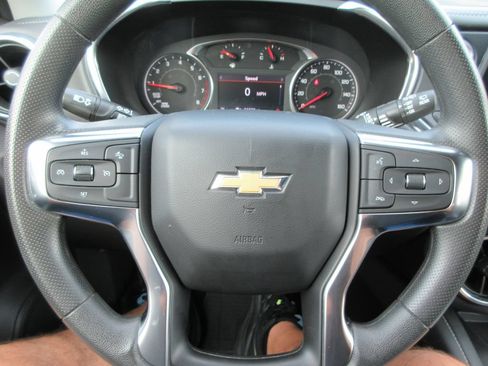 Used 2024 Chevrolet Blazer LT w/ Convenience Package FWD image 23