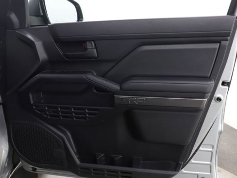 Used 2025 Toyota 4Runner TRD Sport Premium image 9