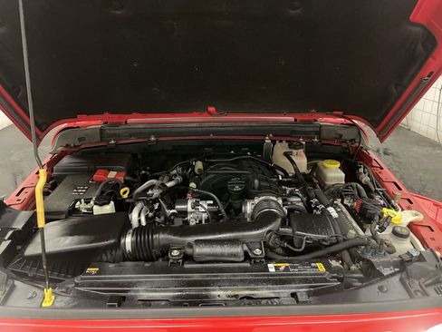 Used 2022 Jeep Wrangler Unlimited Sahara w/ Cold Weather Group image 24