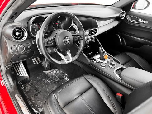 Used 2022 Alfa Romeo Giulia Sprint image 17