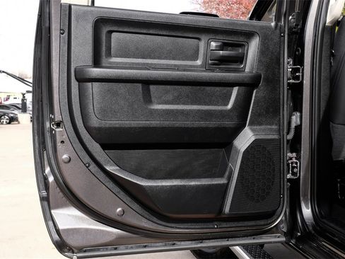 Used 2018 RAM 2500 Tradesman w/ Chrome Appearance Group image 44