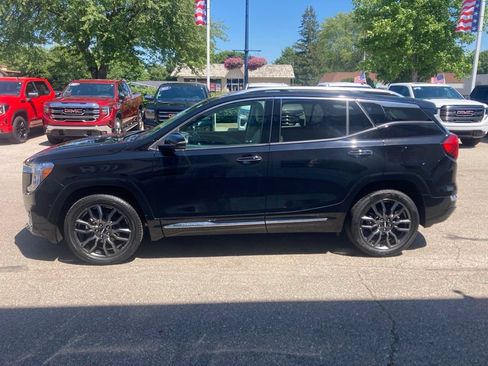 Certified 2023 GMC Terrain Denali w/ Black Diamond Edition AWD/4WD image 8