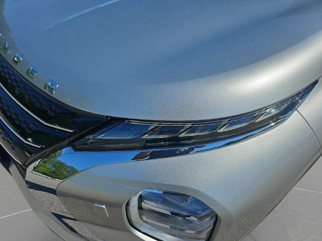 Used 2022 Mitsubishi Outlander SEL AWD/4WD image 34