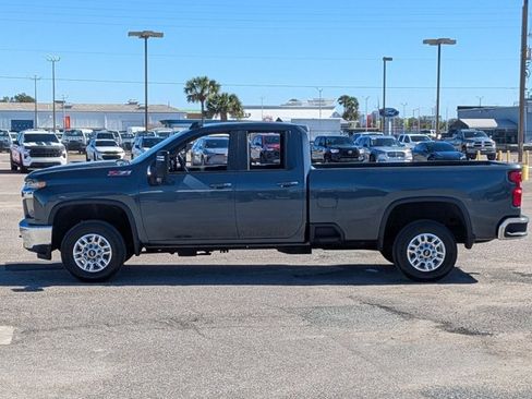 Used 2020 Chevrolet Silverado 2500 LT w/ All Star Edition image 8