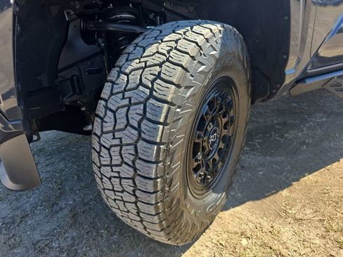 Used 2025 Toyota Tacoma SR5 image 30