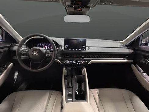Used 2024 Honda Accord EX image 11