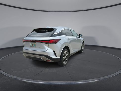 Used 2025 Lexus RX 350 Premium w/ Accessory Package (Z1) FWD image 8