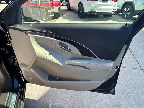 Used 2014 Buick LaCrosse Leather w/ Driver Confidence Package FWD image 16