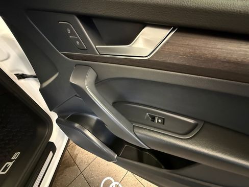 Certified 2022 Audi Q5 2.0T Premium w/ Convenience Package image 26