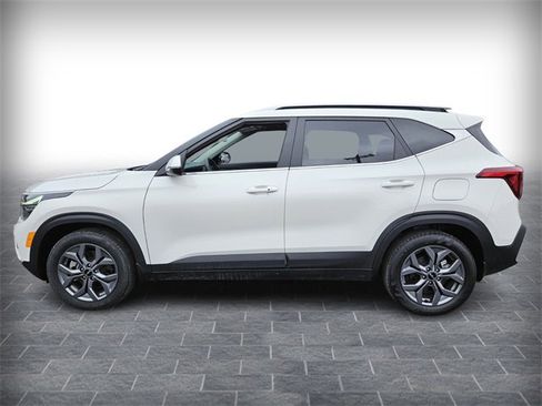 Used 2024 Kia Seltos S image 4