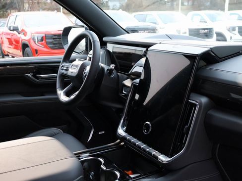 New 2025 GMC Yukon XL Elevation w/ LPO, Elevation Black Package image 46