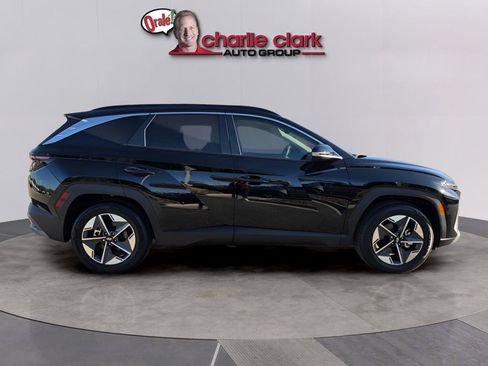 Used 2025 Hyundai Tucson SEL FWD image 6