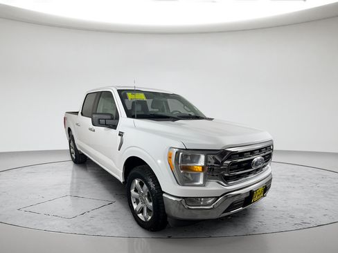 Used 2023 Ford F150 XLT w/ XTR Package AWD/4WD image 16