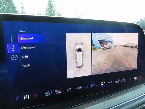 Certified 2025 Chevrolet Suburban Premier image 25