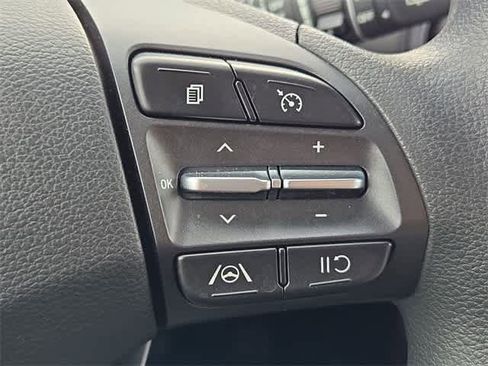 Used 2023 Hyundai Kona SEL image 24