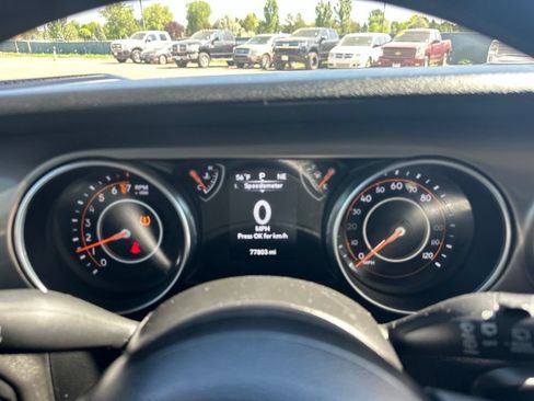 Used 2020 Jeep Wrangler Unlimited Sport AWD/4WD image 2