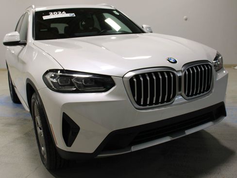 Used 2024 BMW X3 xDrive30i w/ Premium Package AWD/4WD image 17