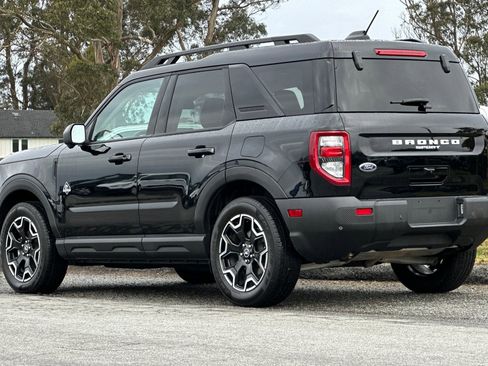 Used 2025 Ford Bronco Sport Outer Banks w/ Outer Banks Tech Package+ image 3