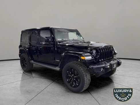 Used 2021 Jeep Wrangler Unlimited Sahara image 3