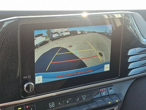 Certified 2025 Toyota Camry image 17