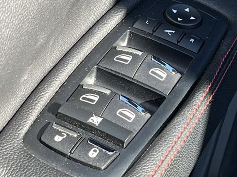 Used 2018 Maserati Ghibli GranSport image 17