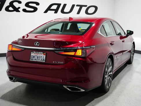 Used 2019 Lexus ES 350 Luxury image 8