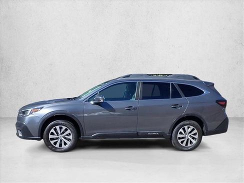 Used 2022 Subaru Outback Premium AWD/4WD image 2