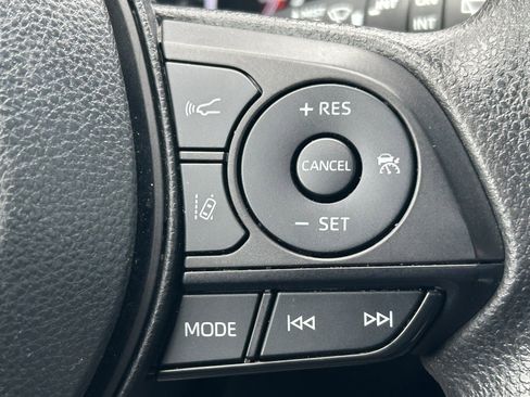 Used 2024 Toyota RAV4 XLE image 22