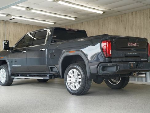 Used 2020 GMC Sierra 2500 Denali w/ Denali Ultimate Package AWD/4WD image 7