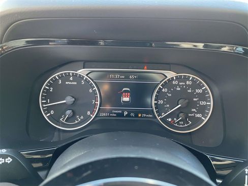 Used 2023 Nissan Pathfinder SV image 21