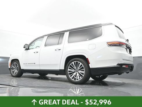 Used 2024 Jeep Grand Wagoneer L Series III AWD/4WD image 41
