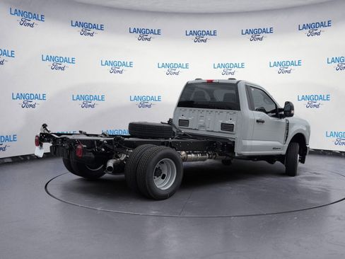 New 2026 Ford F350 4x4 Regular Cab DRW Super Duty image 4