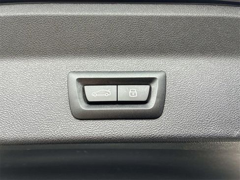 Used 2024 BMW X3 xDrive30i image 15