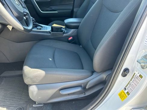 Used 2024 Toyota RAV4 LE AWD/4WD image 13