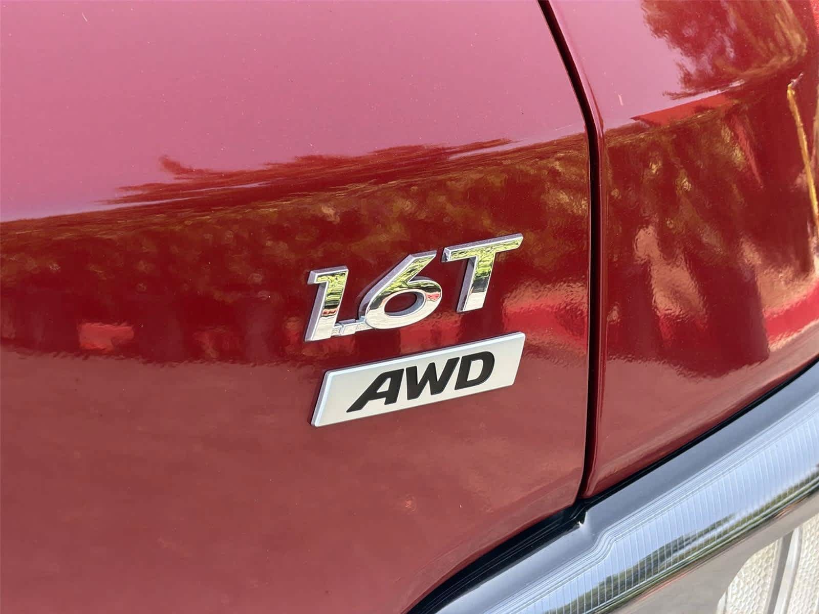 Used 2023 Hyundai Kona Limited AWD/4WD image 8