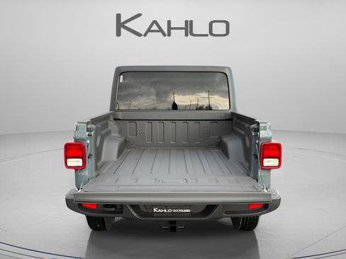 New 2026 Jeep Gladiator Sport image 10