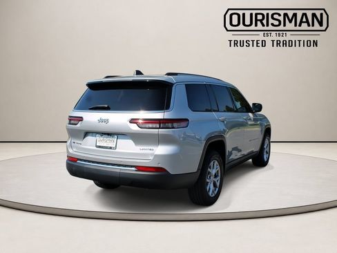 Used 2022 Jeep Grand Cherokee L Limited AWD/4WD image 9