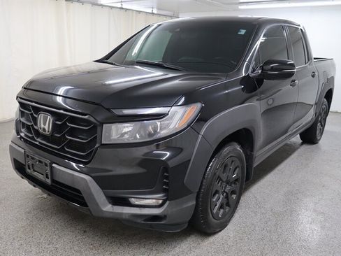 Used 2022 Honda Ridgeline Black Edition image 3